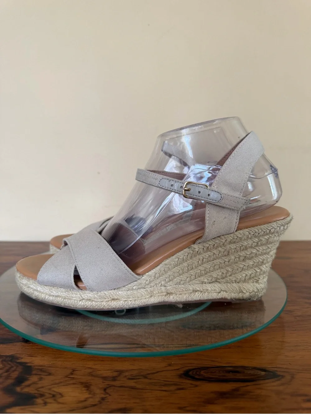 J. CREW Canvas Peep Toe Wedge Espadrille Shoes in size 8.5